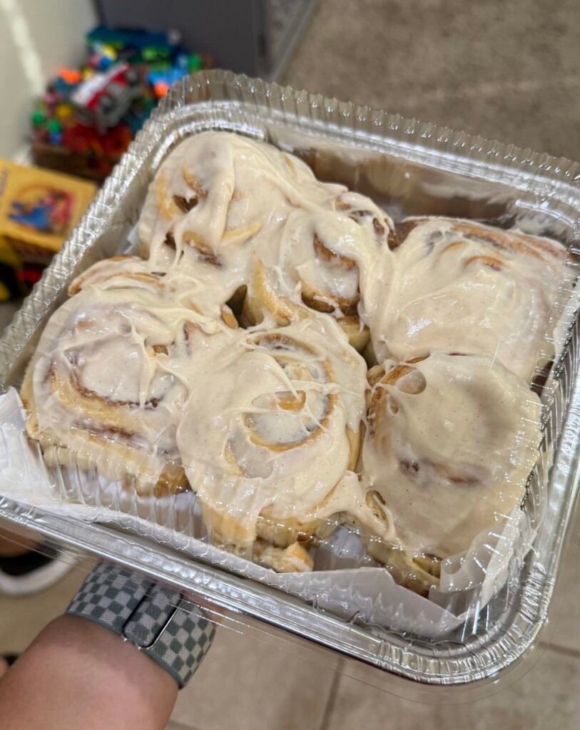 90 Minute Cinnamon Rolls img 8257